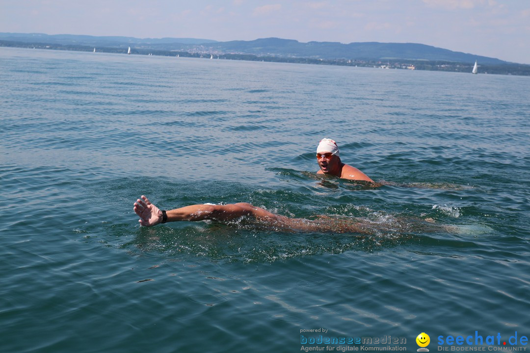 Wigald Boning durchquert den Bodensee: Friedrichshafen, 16.07.2014