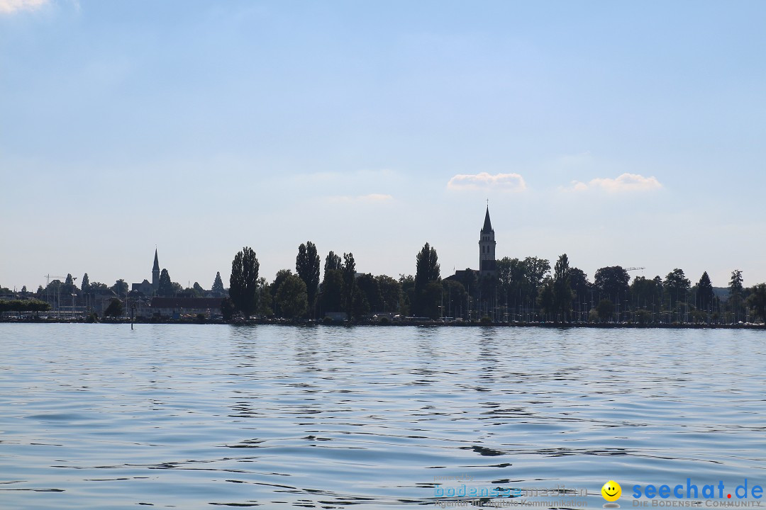 Wigald Boning durchquert den Bodensee: Friedrichshafen, 16.07.2014