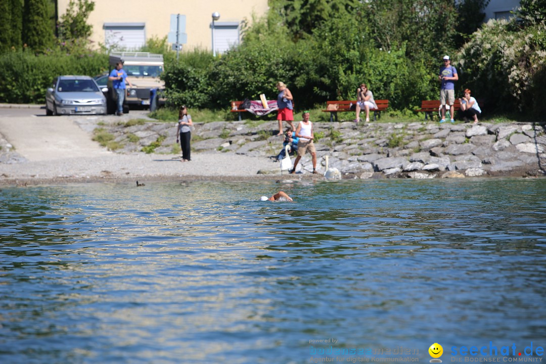 Wigald Boning durchquert den Bodensee: Friedrichshafen, 16.07.2014