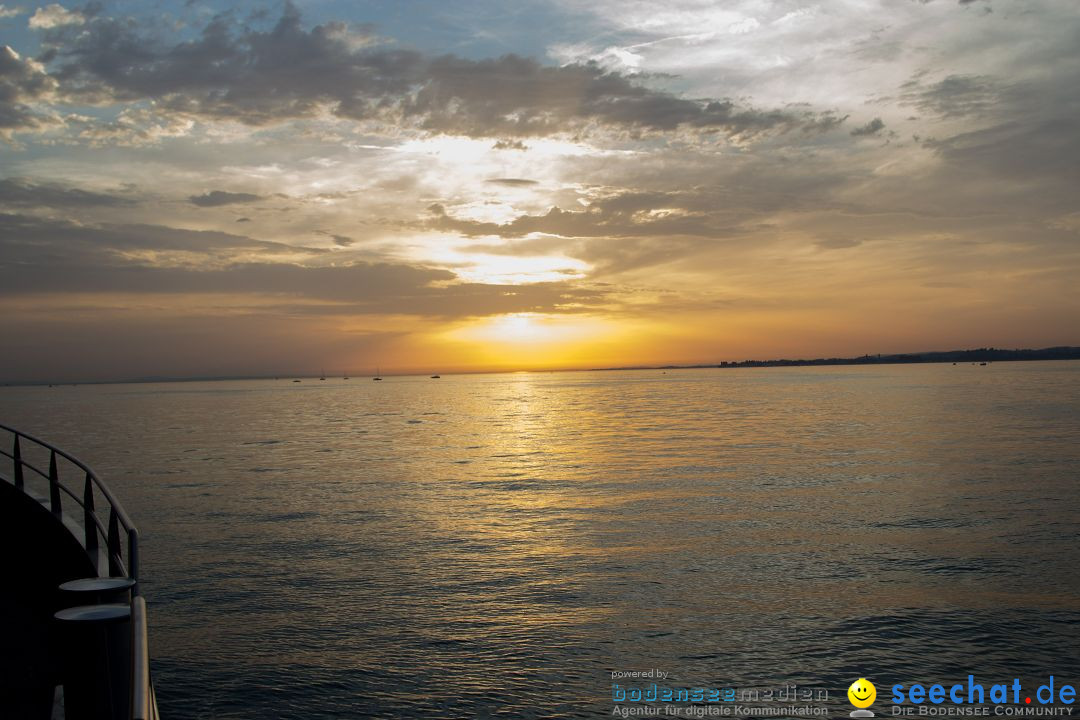 White-Night-Sonnenkoenigin-Bregenz-19-07-2014-Bodensee-Community-SEECHAT_deIMG_4185.jpg