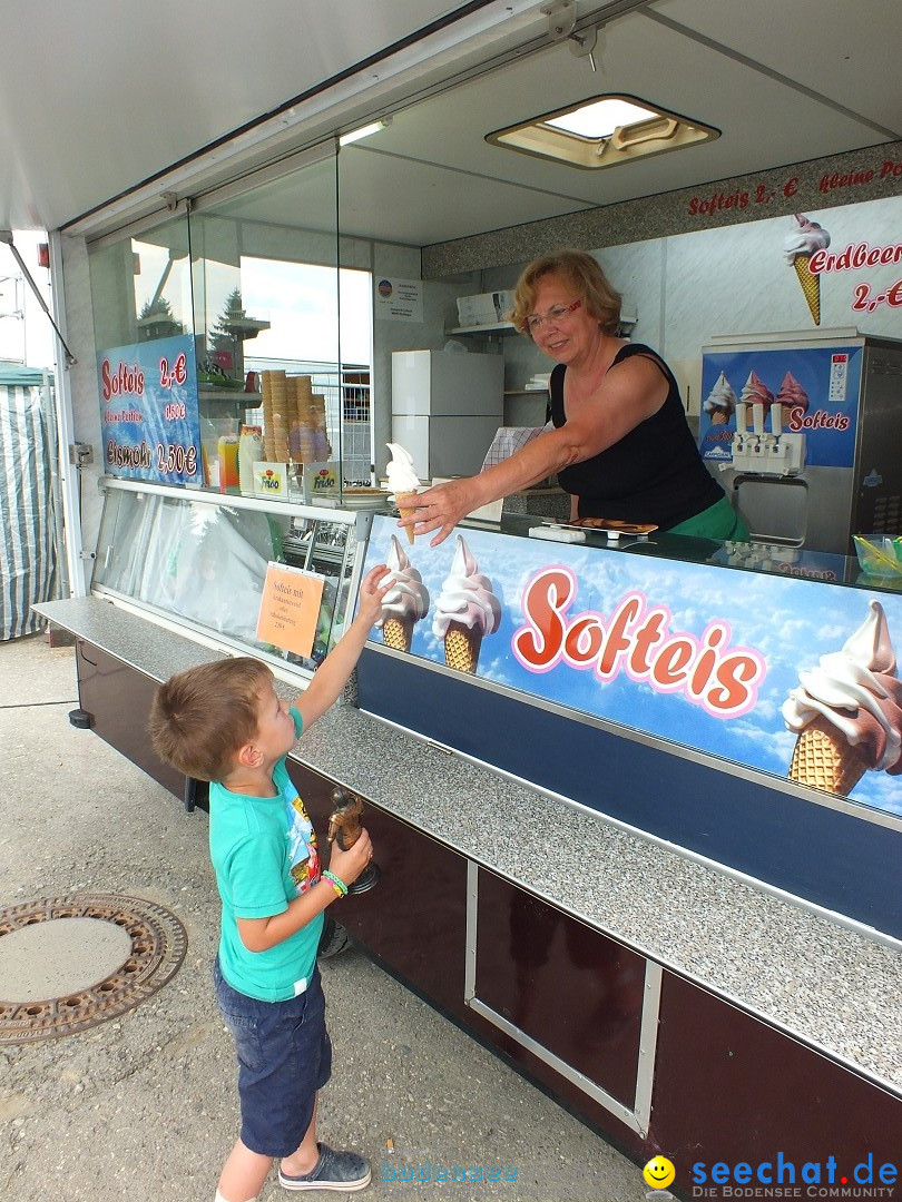 Flohmarkt und Fest: Oggelshausen in Oberschwaben, 02.08.2014