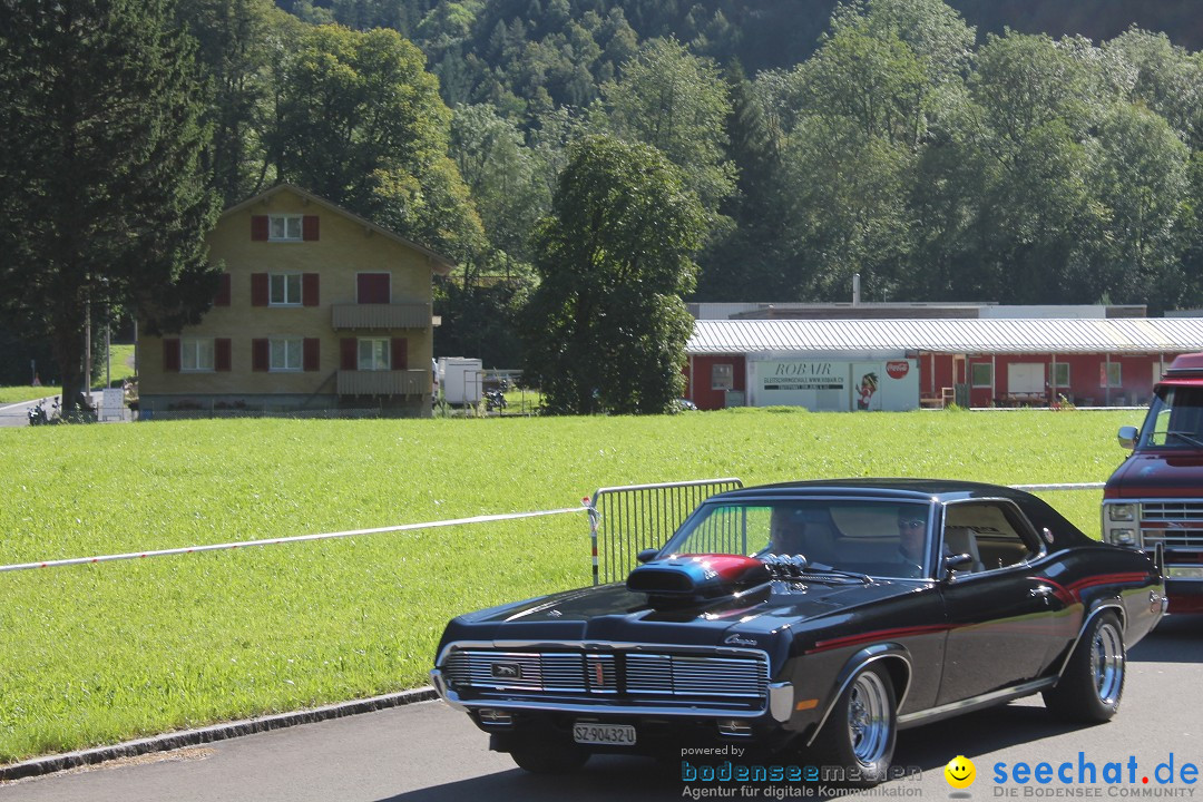 Burn Out Us-Car &amp;amp;amp;amp;amp; Bike Festival: Schweiz - Mollis, 17.08.2014