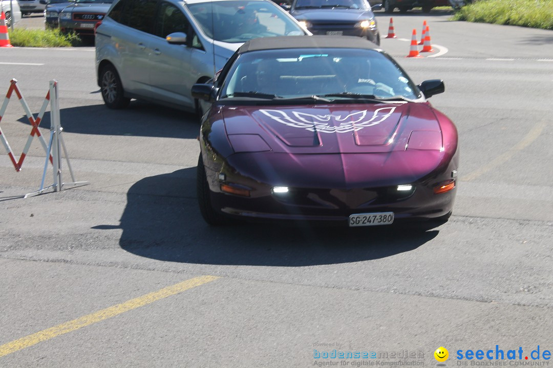 Burn Out Us-Car &amp;amp;amp;amp;amp; Bike Festival: Schweiz - Mollis, 17.08.2014