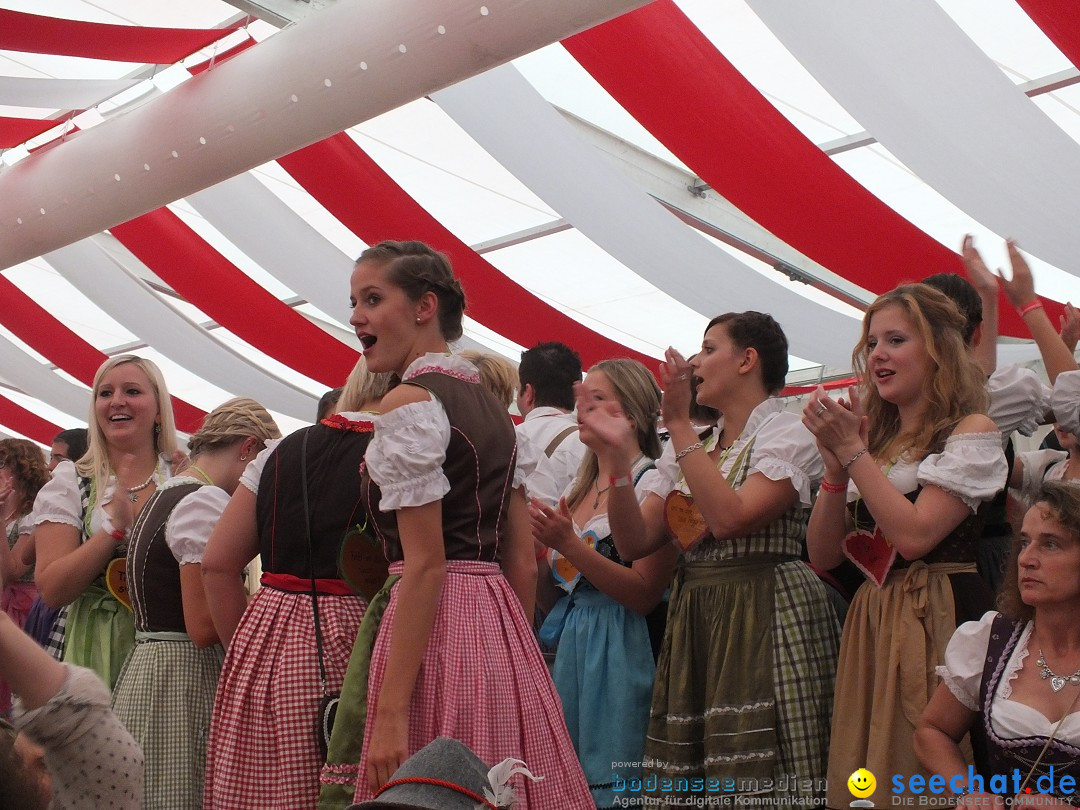 Dirndl-Weltrekord: Bad-Schussenried am Bodensee, 04.10.2014