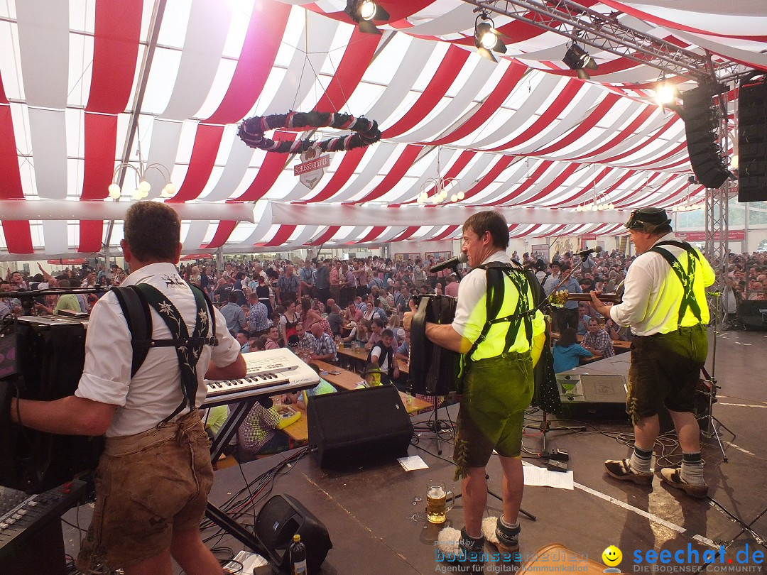 Dirndl-Weltrekord: Bad-Schussenried am Bodensee, 04.10.2014