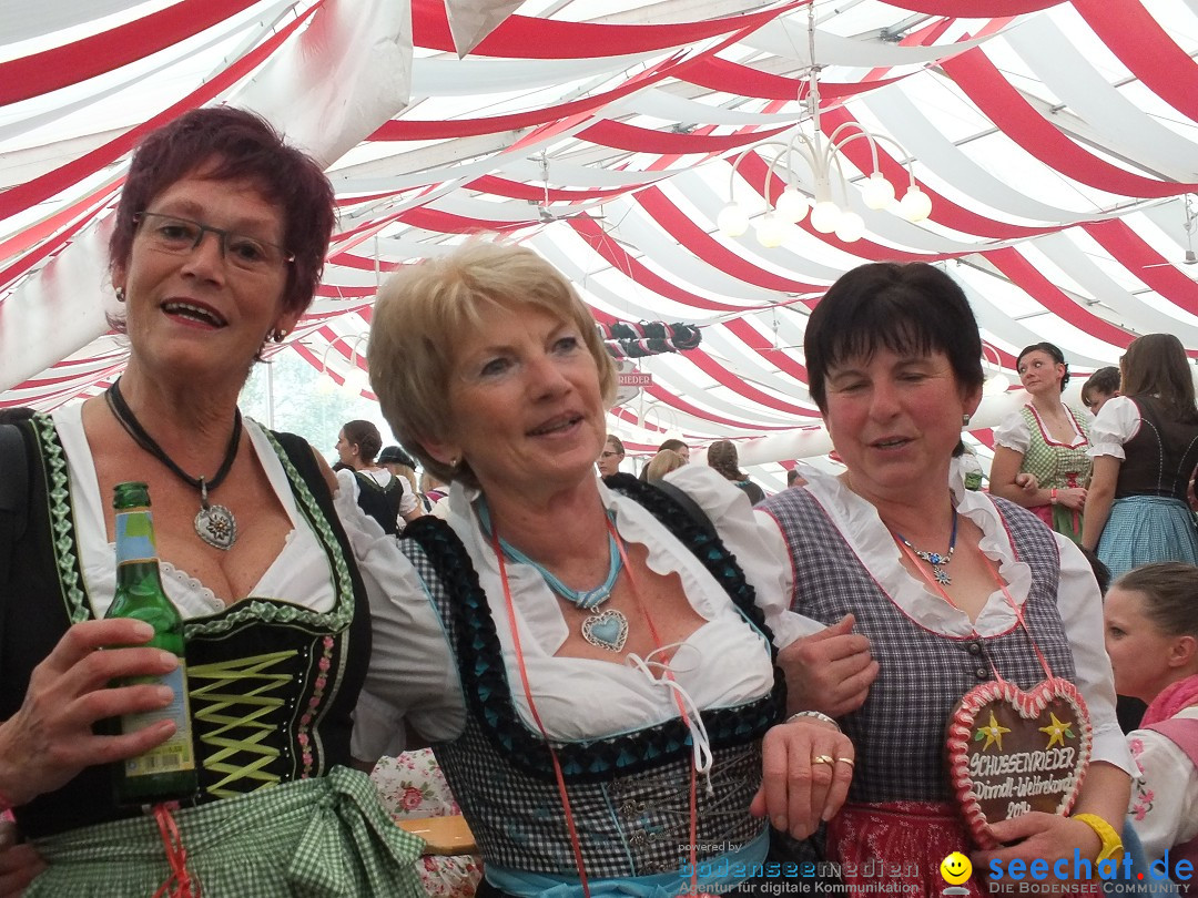 Dirndl-Weltrekord: Bad-Schussenried am Bodensee, 04.10.2014