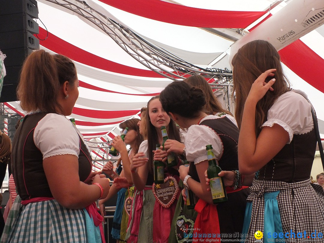 Dirndl-Weltrekord: Bad-Schussenried am Bodensee, 04.10.2014