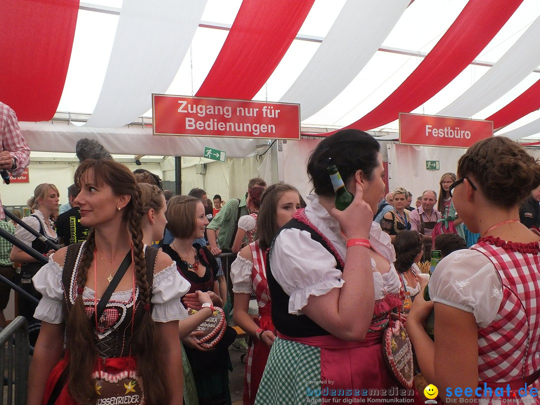 Dirndl-Weltrekord: Bad-Schussenried am Bodensee, 04.10.2014