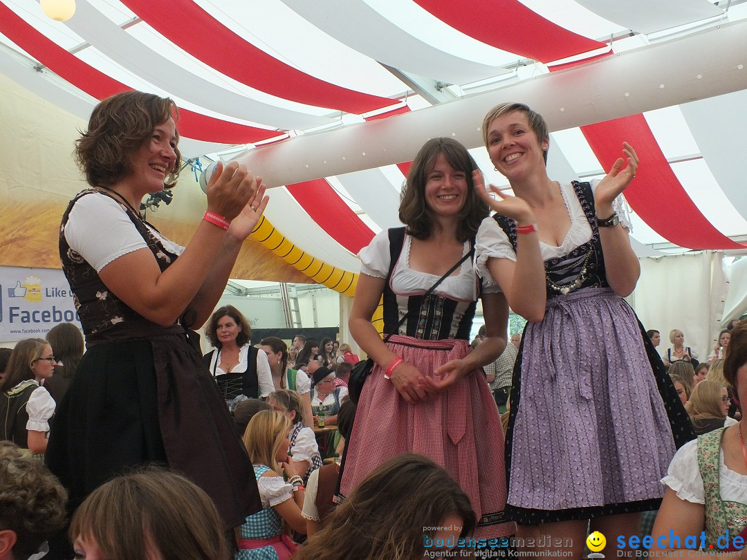 Dirndl-Weltrekord: Bad-Schussenried am Bodensee, 04.10.2014