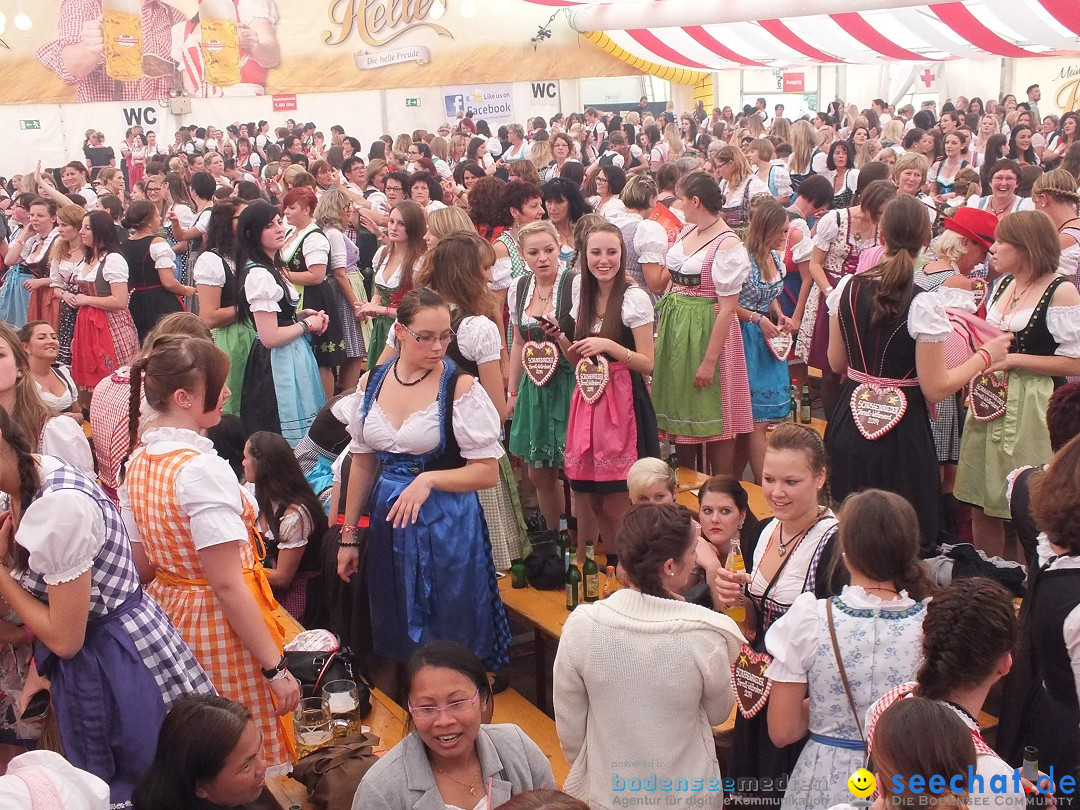 Dirndl-Weltrekord: Bad-Schussenried am Bodensee, 04.10.2014