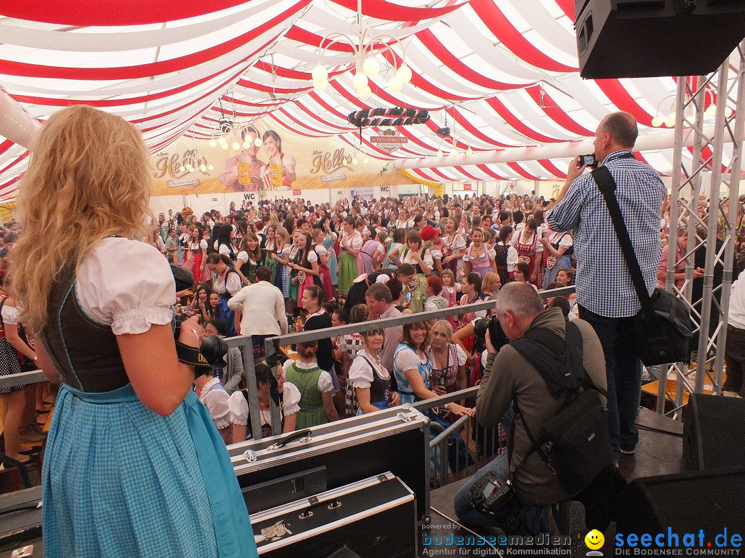 Dirndl-Weltrekord: Bad-Schussenried am Bodensee, 04.10.2014