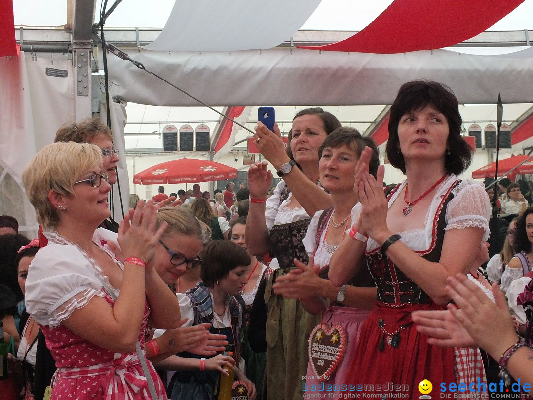 Dirndl-Weltrekord: Bad-Schussenried am Bodensee, 04.10.2014