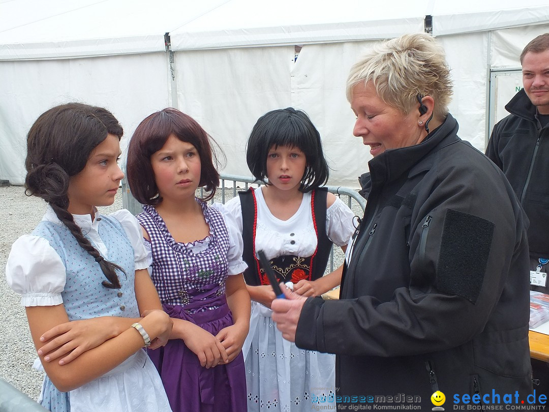 Dirndl-Weltrekord: Bad-Schussenried am Bodensee, 04.10.2014