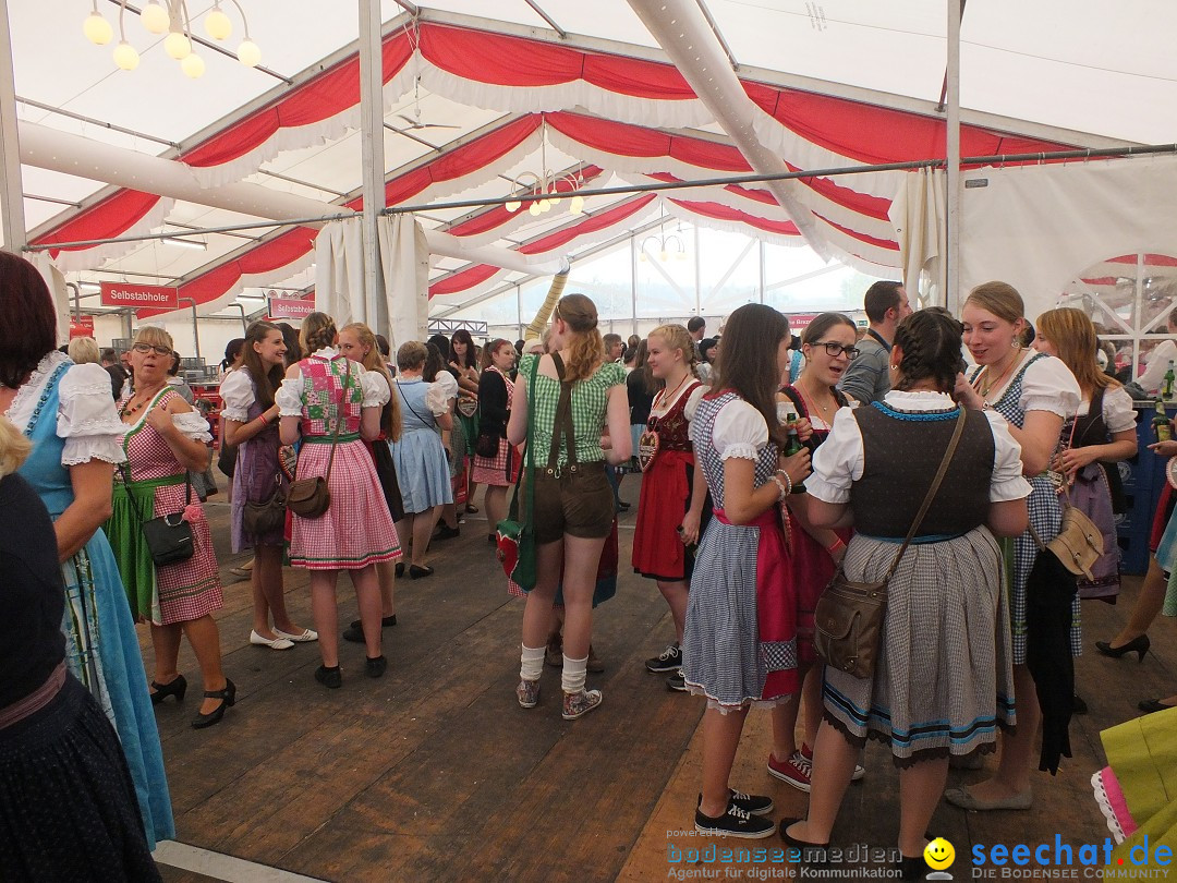 Dirndl-Weltrekord: Bad-Schussenried am Bodensee, 04.10.2014