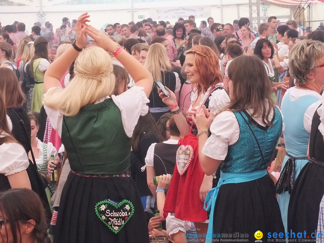 Dirndl-Weltrekord: Bad-Schussenried am Bodensee, 04.10.2014