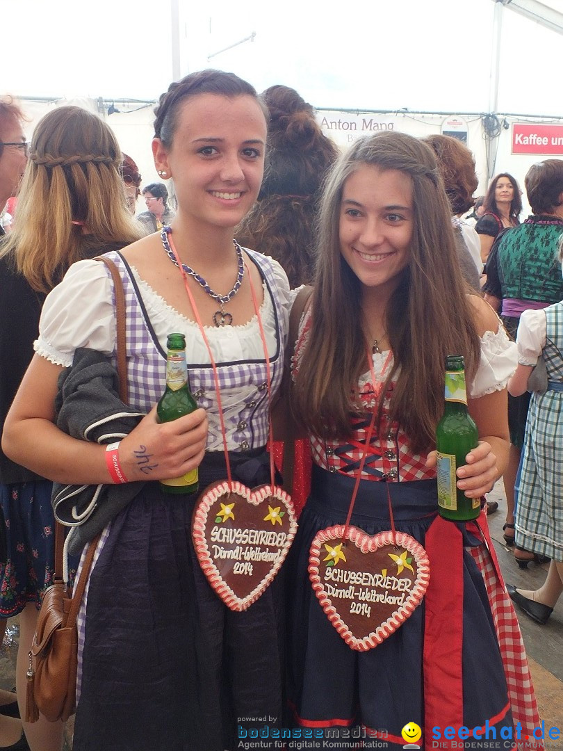 Dirndl-Weltrekord: Bad-Schussenried am Bodensee, 04.10.2014