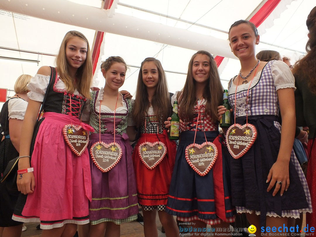 Dirndl-Weltrekord: Bad-Schussenried am Bodensee, 04.10.2014