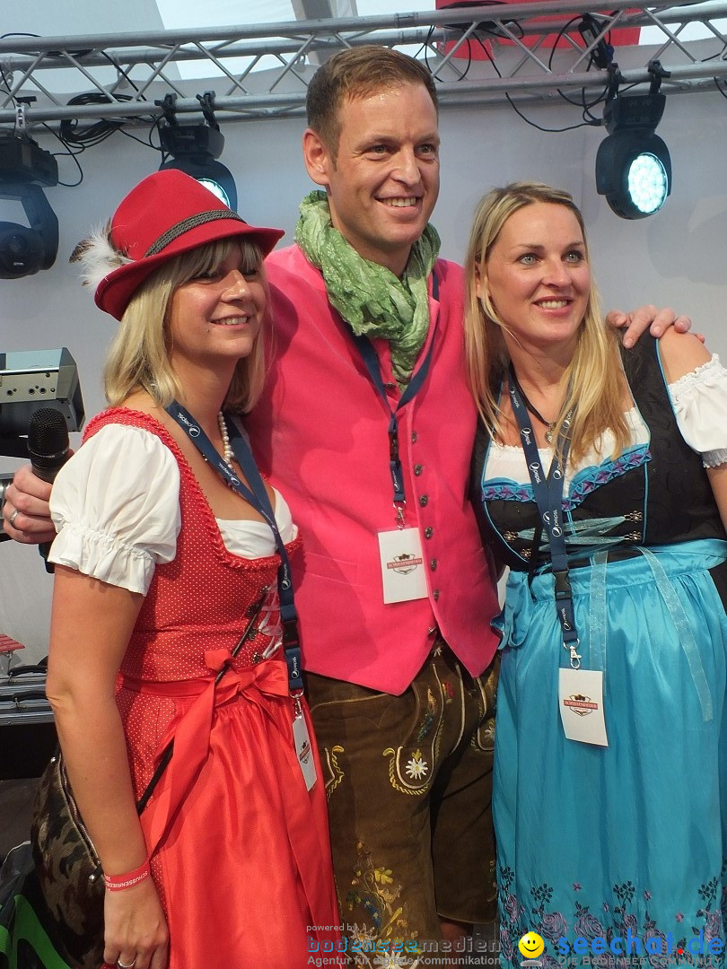 Dirndl-Weltrekord: Bad-Schussenried am Bodensee, 04.10.2014