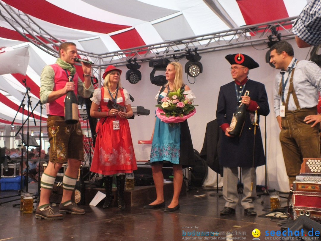 Dirndl-Weltrekord: Bad-Schussenried am Bodensee, 04.10.2014