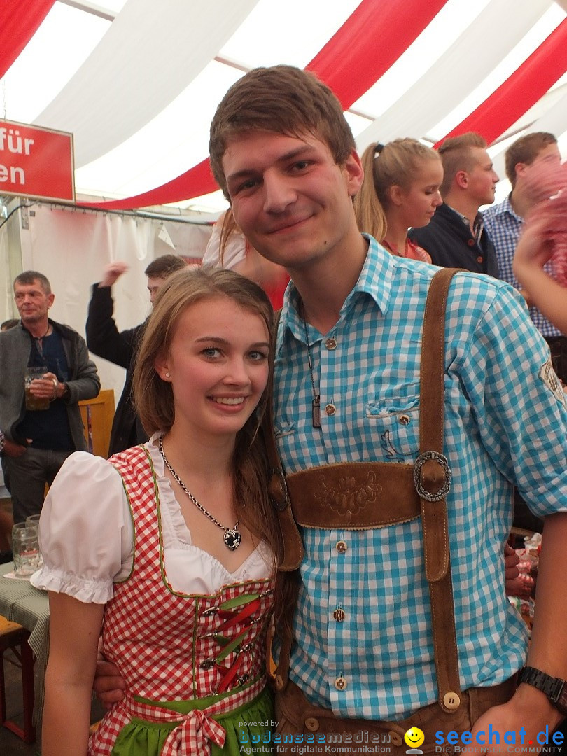 Dirndl-Weltrekord: Bad-Schussenried am Bodensee, 04.10.2014