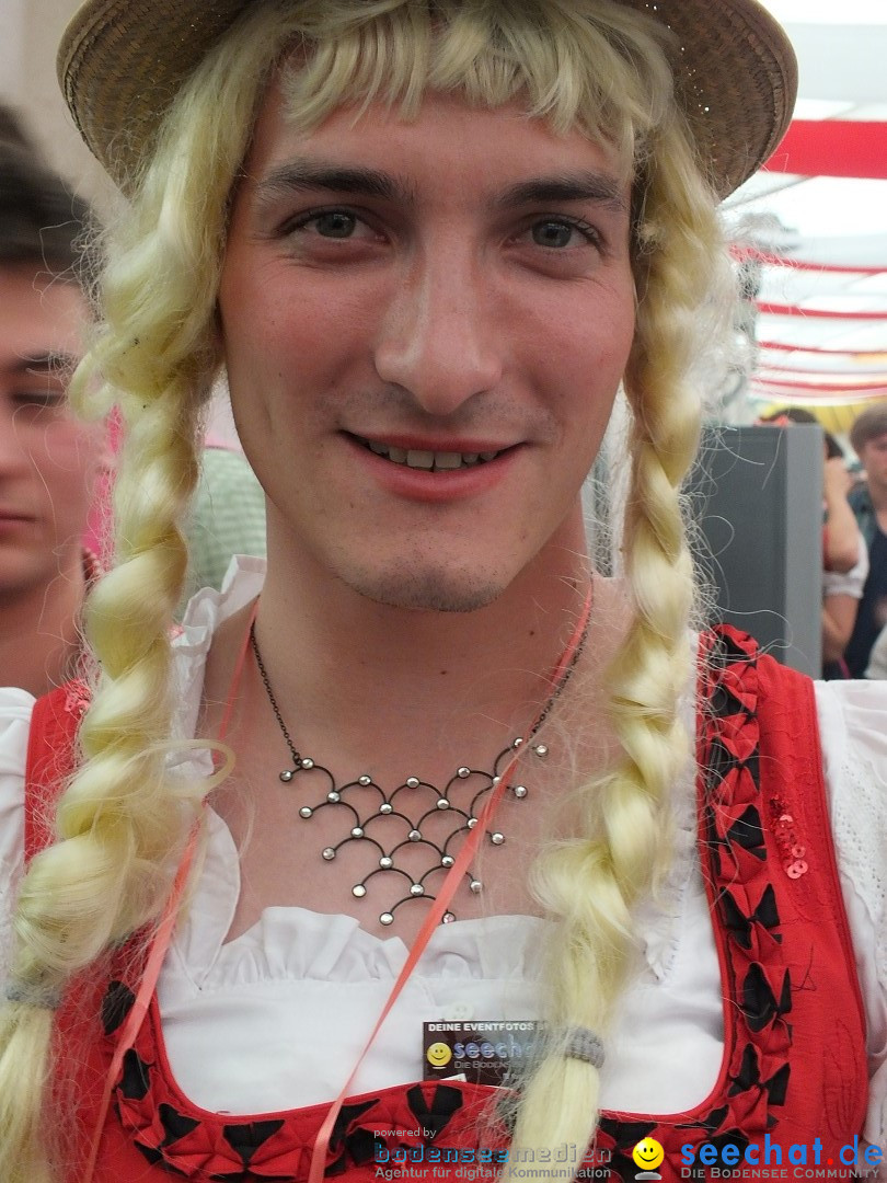 Dirndl-Weltrekord: Bad-Schussenried am Bodensee, 04.10.2014