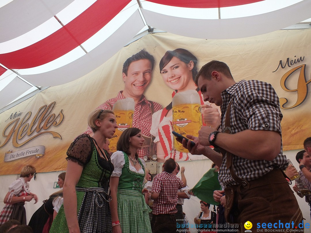 Dirndl-Weltrekord: Bad-Schussenried am Bodensee, 04.10.2014