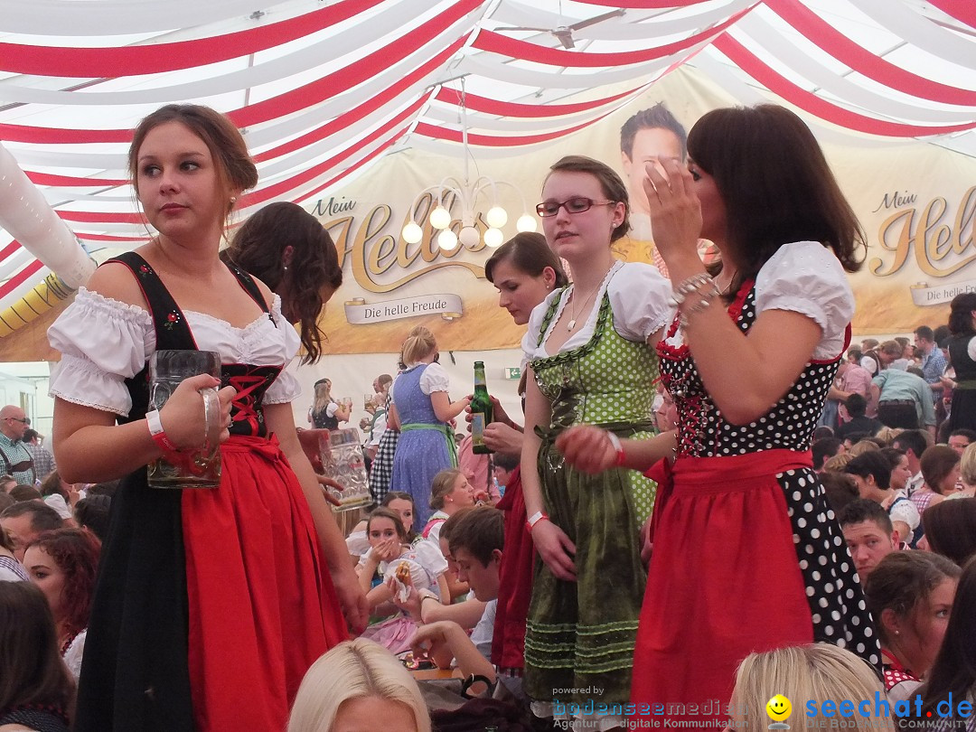 Dirndl-Weltrekord: Bad-Schussenried am Bodensee, 04.10.2014