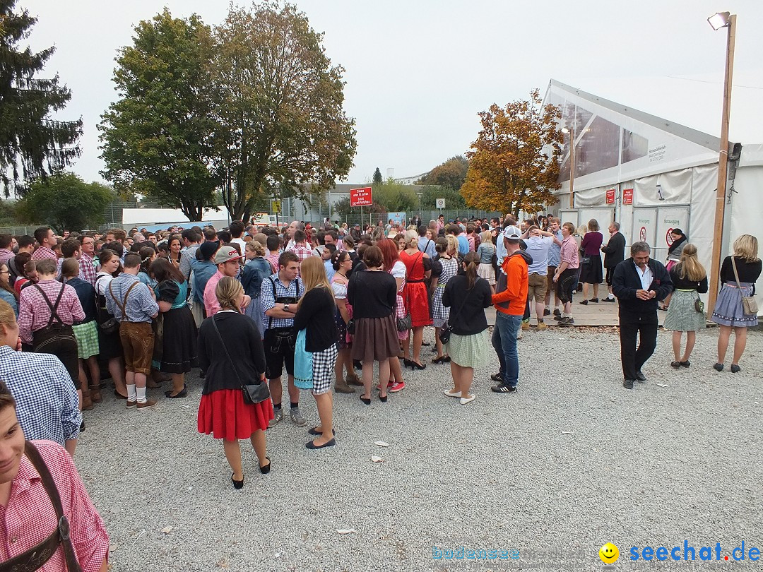 Dirndl-Weltrekord: Bad-Schussenried am Bodensee, 04.10.2014