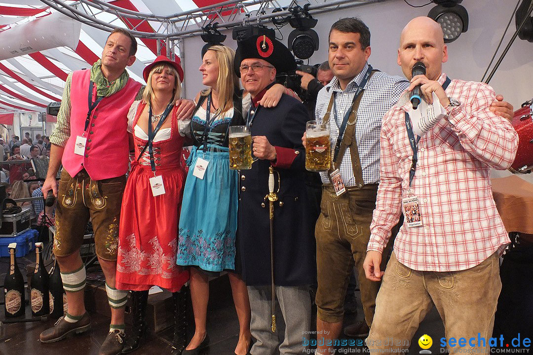 Dirndl-Weltrekord: Bad-Schussenried am Bodensee, 04.10.2014