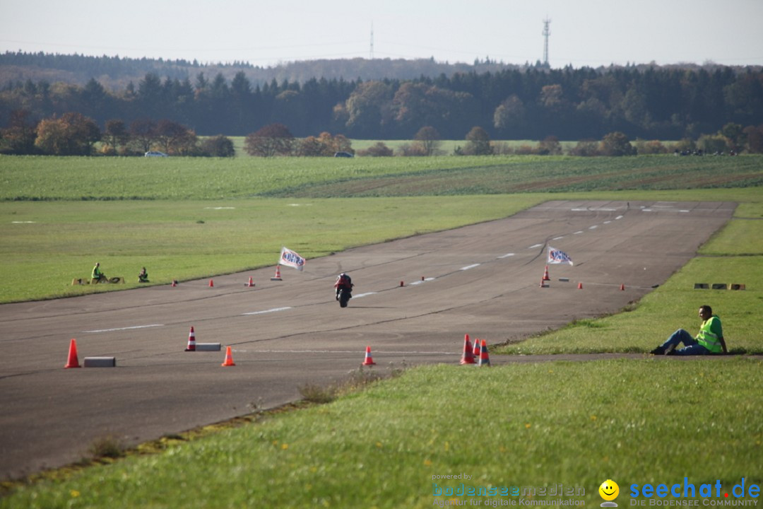 Flugplatzblasen - Beschleunigungsrennensport: Aalen, 19.10.2014