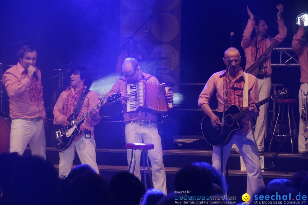 Benefizkonzert: Glasperlenspiel und Papis Pumpels: Stockach, 23.12.2014