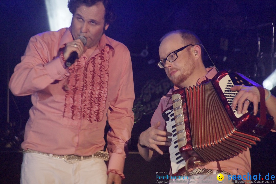 Benefizkonzert: Glasperlenspiel und Papis Pumpels: Stockach, 23.12.2014