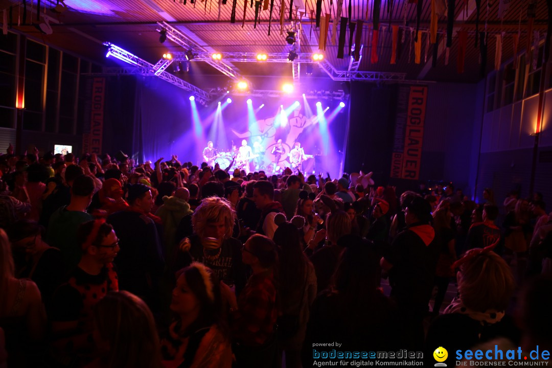 TROGLAUER-BUAM - Heavy Volxmusic: Steisslingen am Bodensee, 16.02.2015