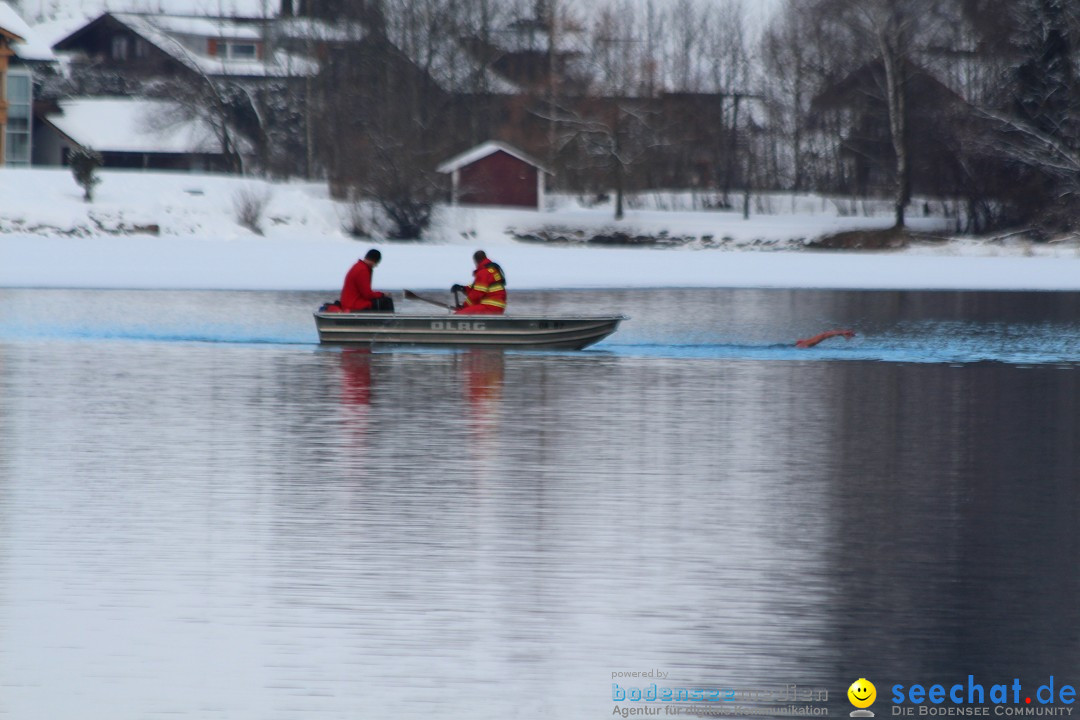 Ice Mile - Extremschwimmer Hamza Bakircioglu: See in Sonthofen, 28.02.2015