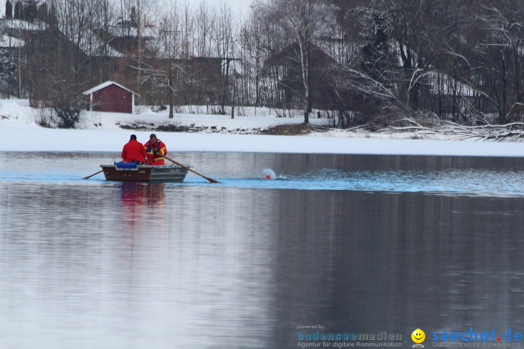 Ice Mile - Extremschwimmer Hamza Bakircioglu: See in Sonthofen, 28.02.2015