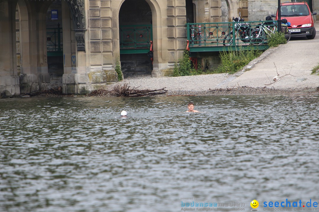 Svenja Holzinger durchquert den Bodensee: Friedrichshafen, 24.05.2015