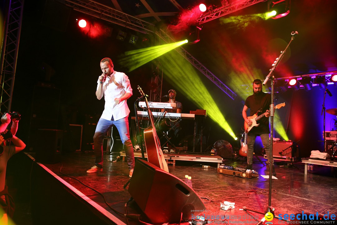 Marlon Roudette und Benne - Honberg-Sommer: Tuttlingen, 23.07.2015