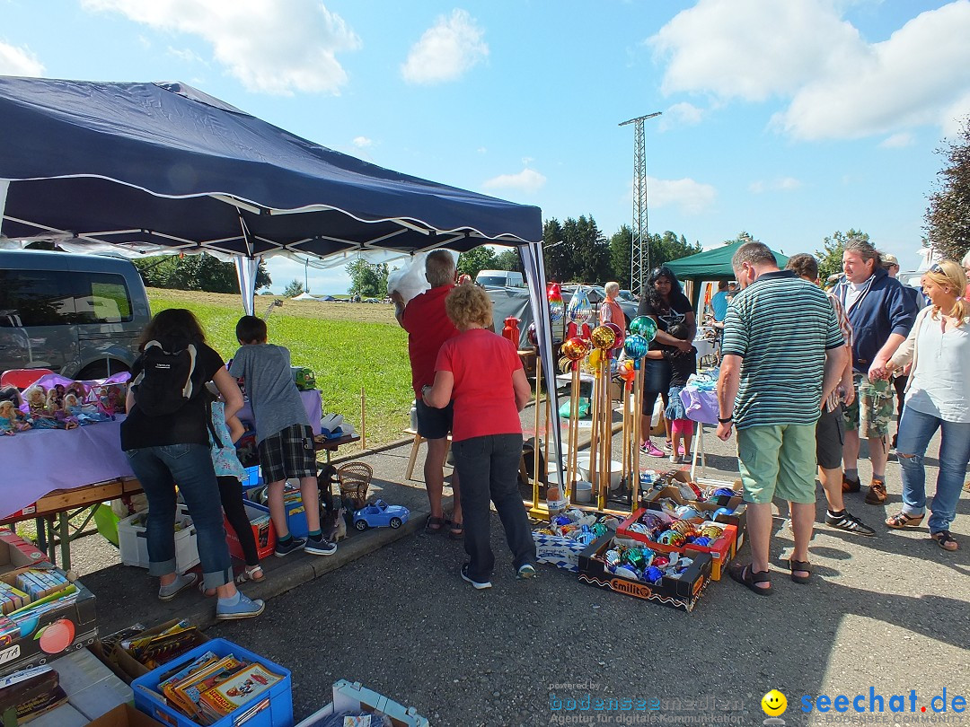 Flohmarkt und Fest: Oggelshausen in Oberschwaben, 24.07.2015