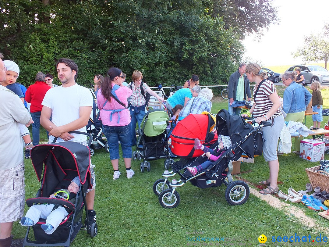 Flohmarkt und Fest: Oggelshausen in Oberschwaben, 24.07.2015