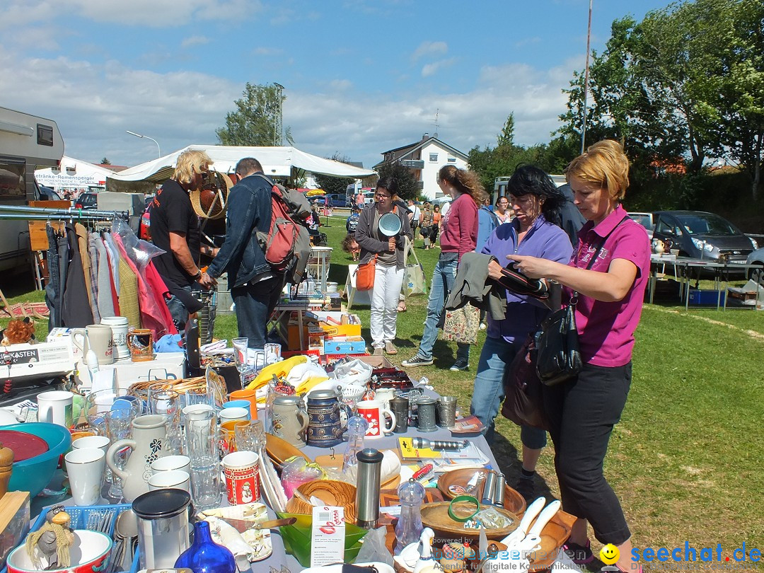 Flohmarkt und Fest: Oggelshausen in Oberschwaben, 24.07.2015