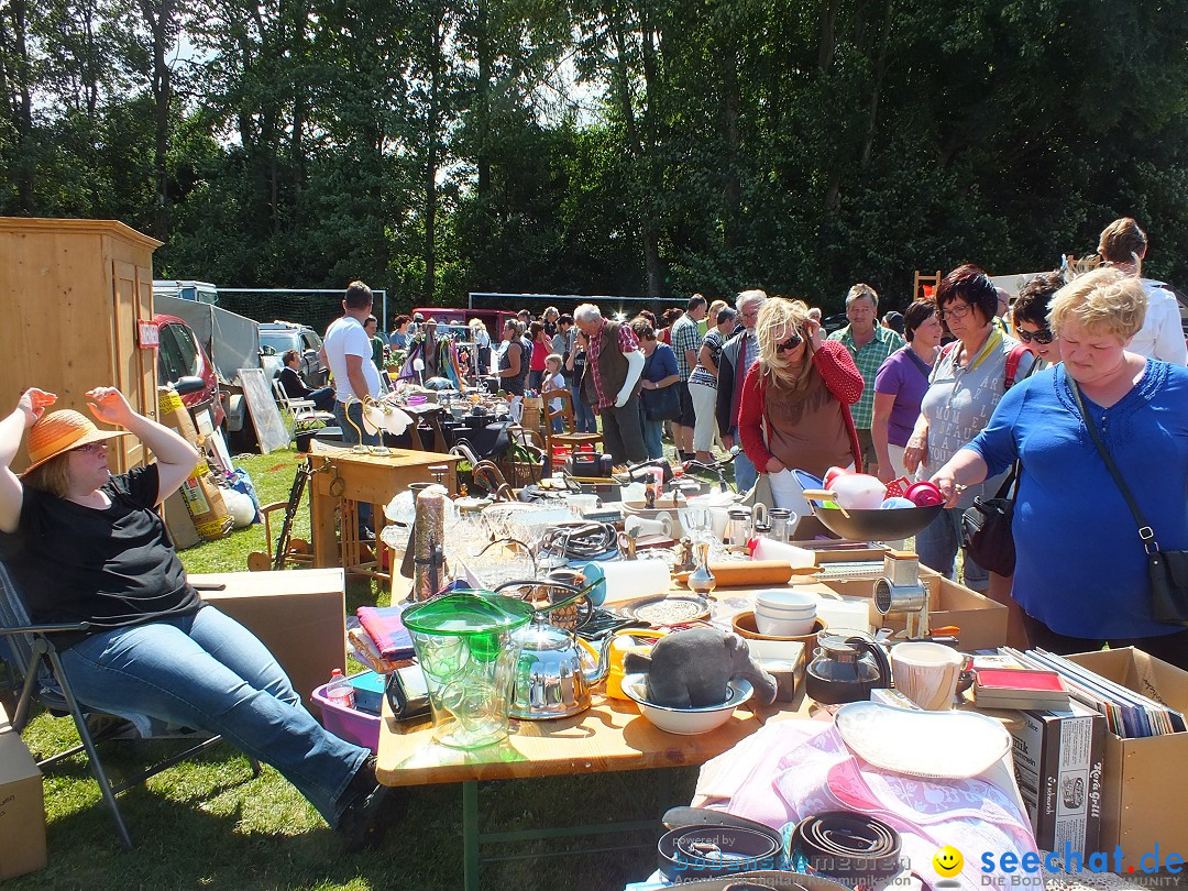 Flohmarkt und Fest: Oggelshausen in Oberschwaben, 24.07.2015