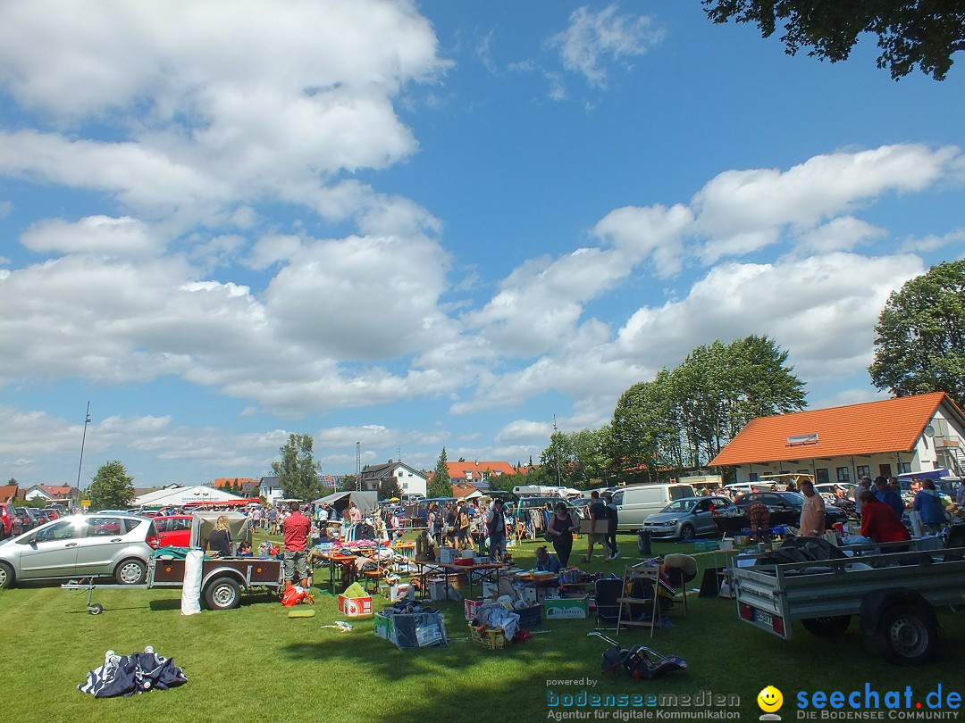 Flohmarkt und Fest: Oggelshausen in Oberschwaben, 24.07.2015