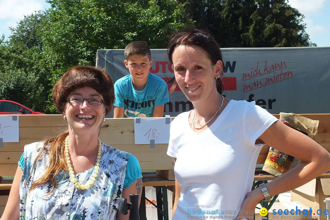 Flohmarkt und Fest: Oggelshausen in Oberschwaben, 24.07.2015