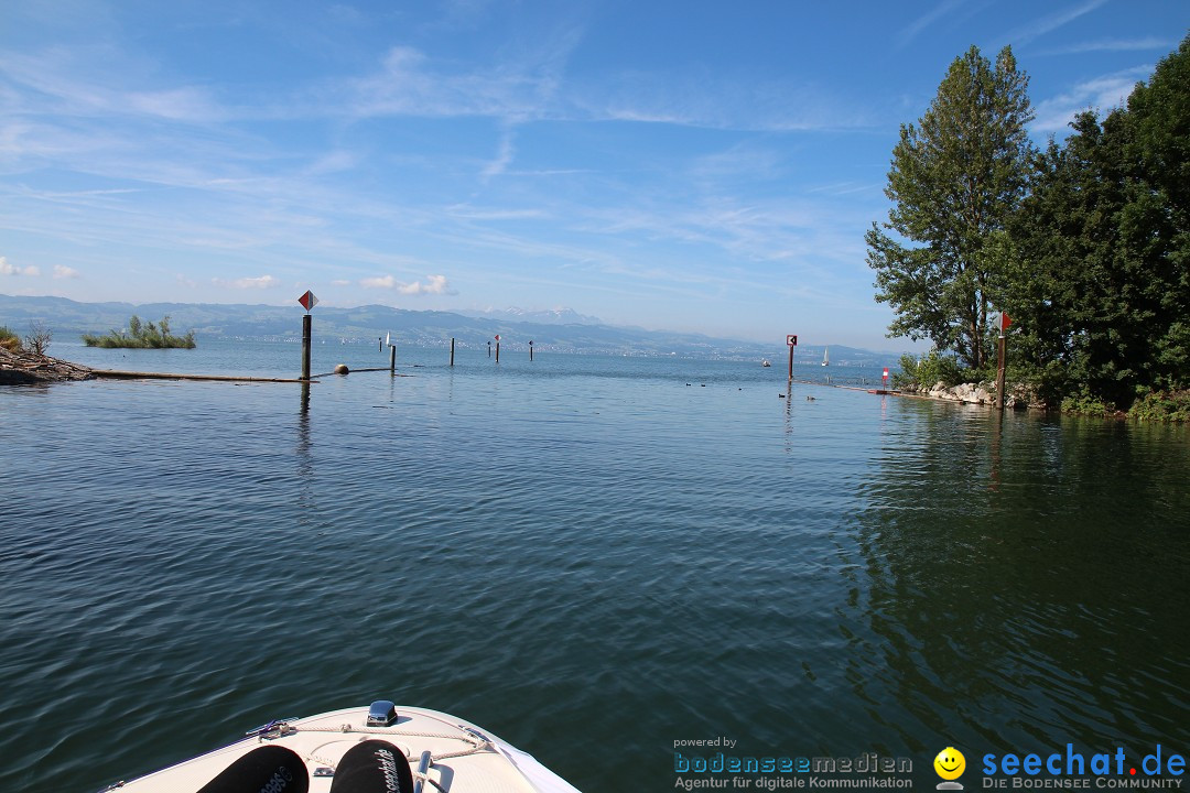 BODENSEEBOOT.DE - Bodenseequerung von Bernhard Nuss: Friedrichshafen, 04.07