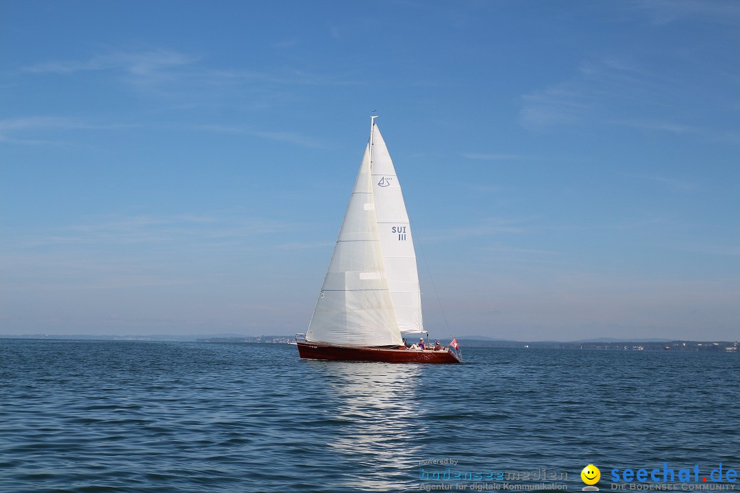 BODENSEEBOOT.DE - Bodenseequerung von Bernhard Nuss: Friedrichshafen, 04.07