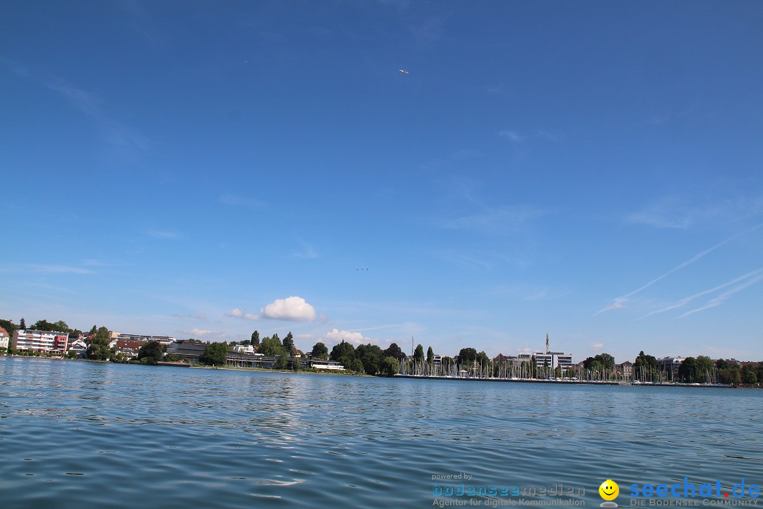 BODENSEEBOOT.DE - Bodenseequerung von Bernhard Nuss: Friedrichshafen, 04.07