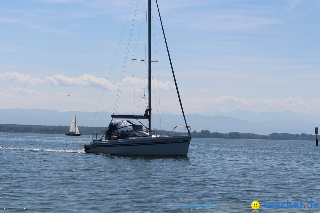 BODENSEEBOOT.DE - Bodenseequerung von Bernhard Nuss: Friedrichshafen, 04.07