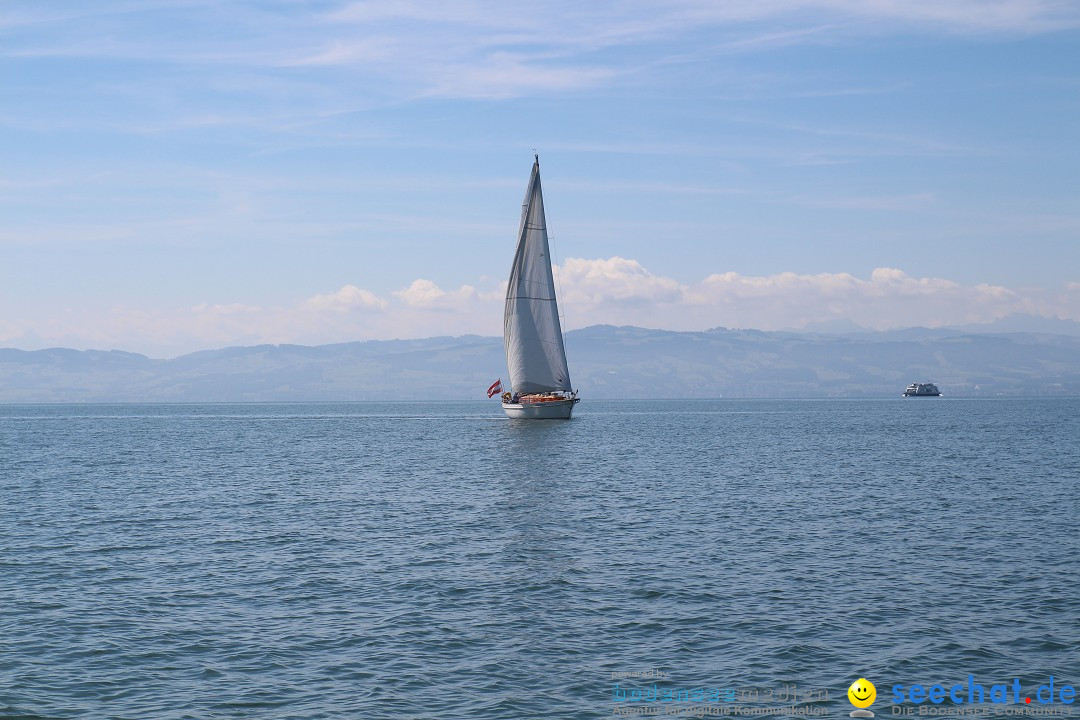 BODENSEEBOOT.DE - Bodenseequerung von Bernhard Nuss: Friedrichshafen, 04.07