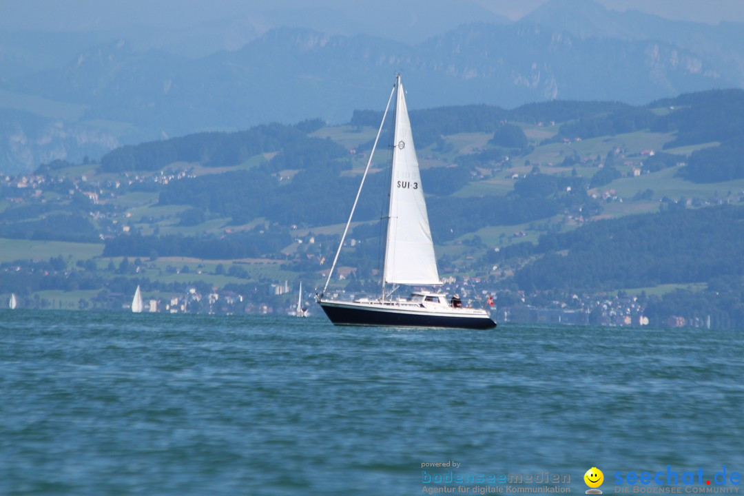 BODENSEEBOOT.DE - Bodenseequerung von Bernhard Nuss: Friedrichshafen, 04.07