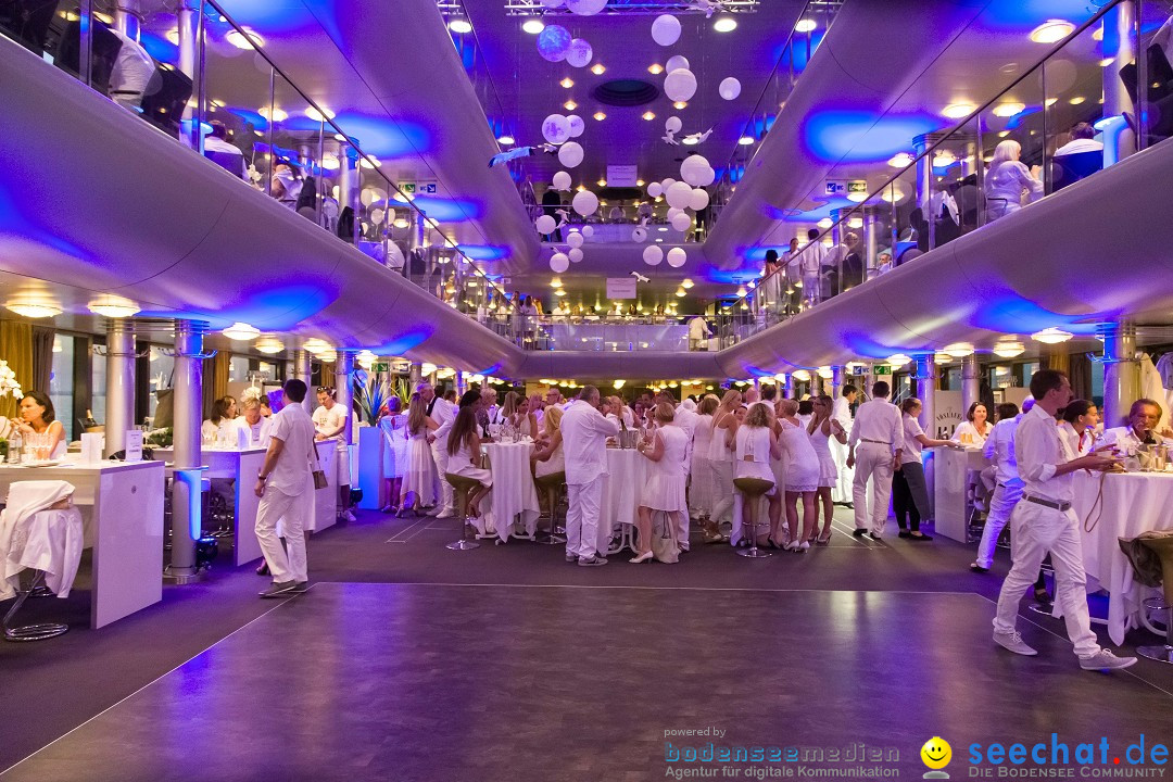 Sonnenkoenigin-White-Night-16-07-2016-Bodensee-Community-SEECHAT_DeIMG_0872.jpg